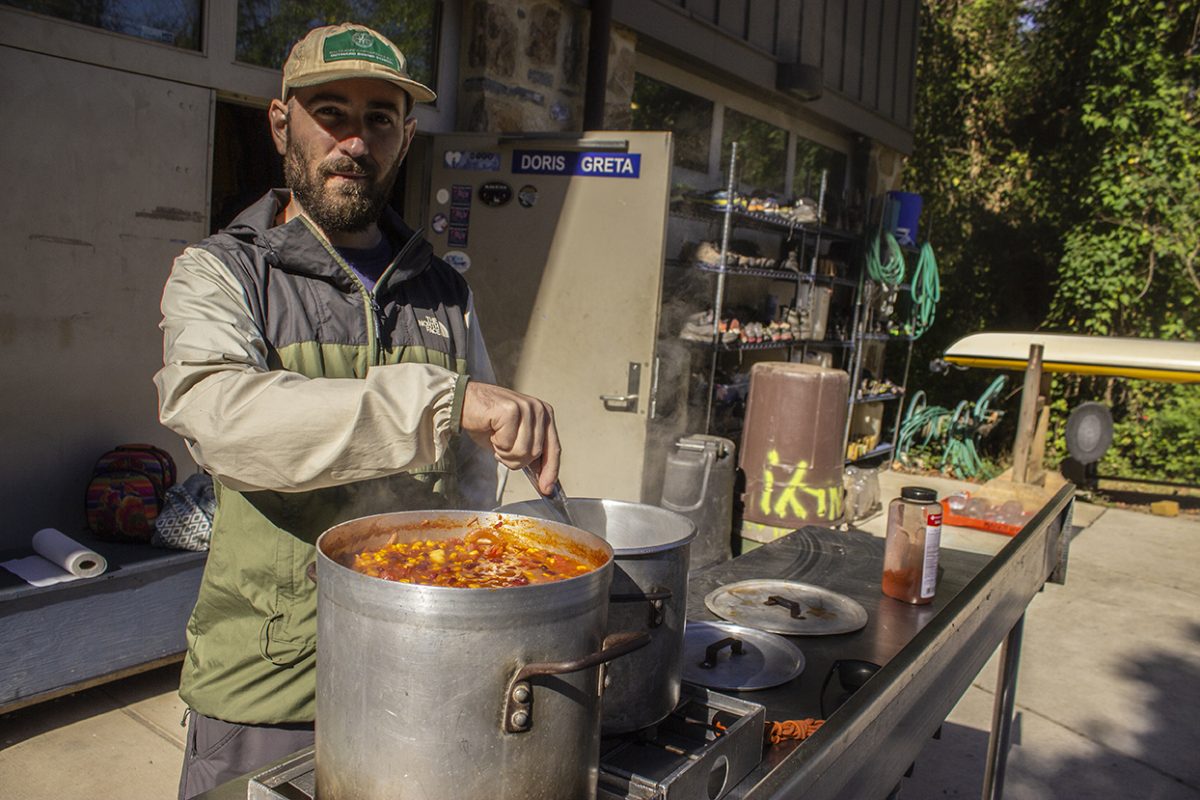 Shaq making Chili